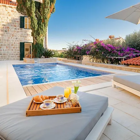 Sensational Filia 6 Bedrooms Overlooking Walls Old Town Villa Dubrovnik