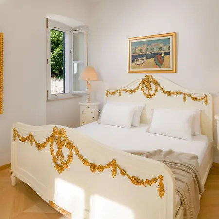 Sensational Filia 6 Bedrooms Overlooking Walls Old Town Villa Dubrovnik