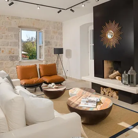 Sensational Filia 6 Bedrooms Overlooking Walls Old Town Дубровник