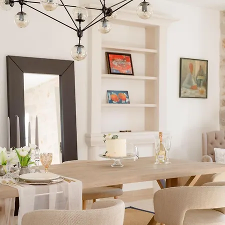 Villa Sensational Filia 6 Bedrooms Overlooking Walls Old Town