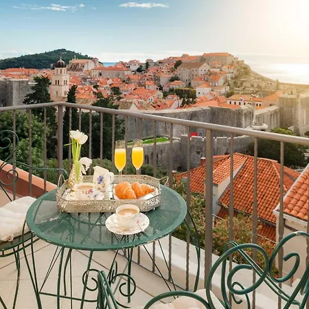 Vila Sensational Filia 6 Bedrooms Overlooking Walls Old Town Dubrovník