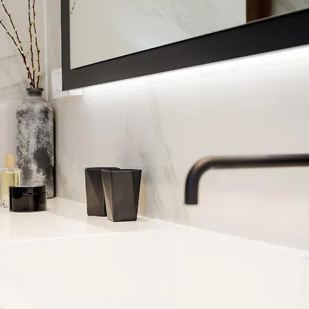 Вилла Sensational Filia 6 Bedrooms Overlooking Walls Old Town