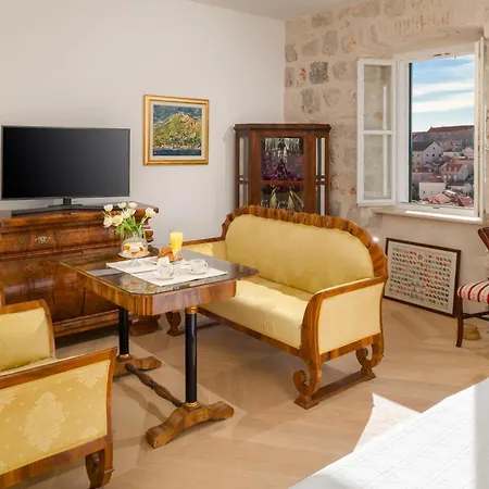 Vila Sensational Filia 6 Bedrooms Overlooking Walls Old Town *