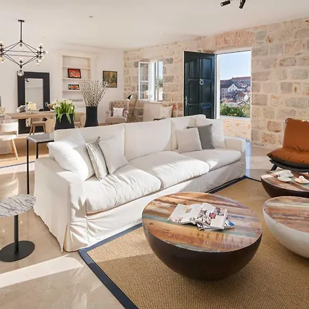Sensational Filia 6 Bedrooms Overlooking Walls Old Town Villa Dubrovnik